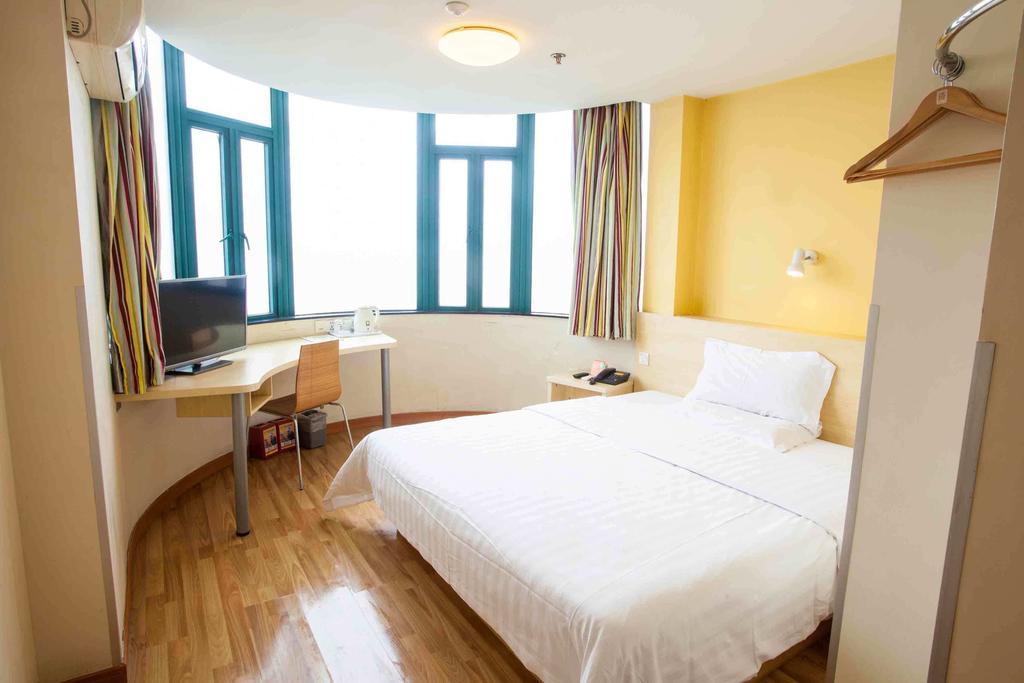 7Days Inn Chongqing Shapingba Pedestrian Street Стая снимка
