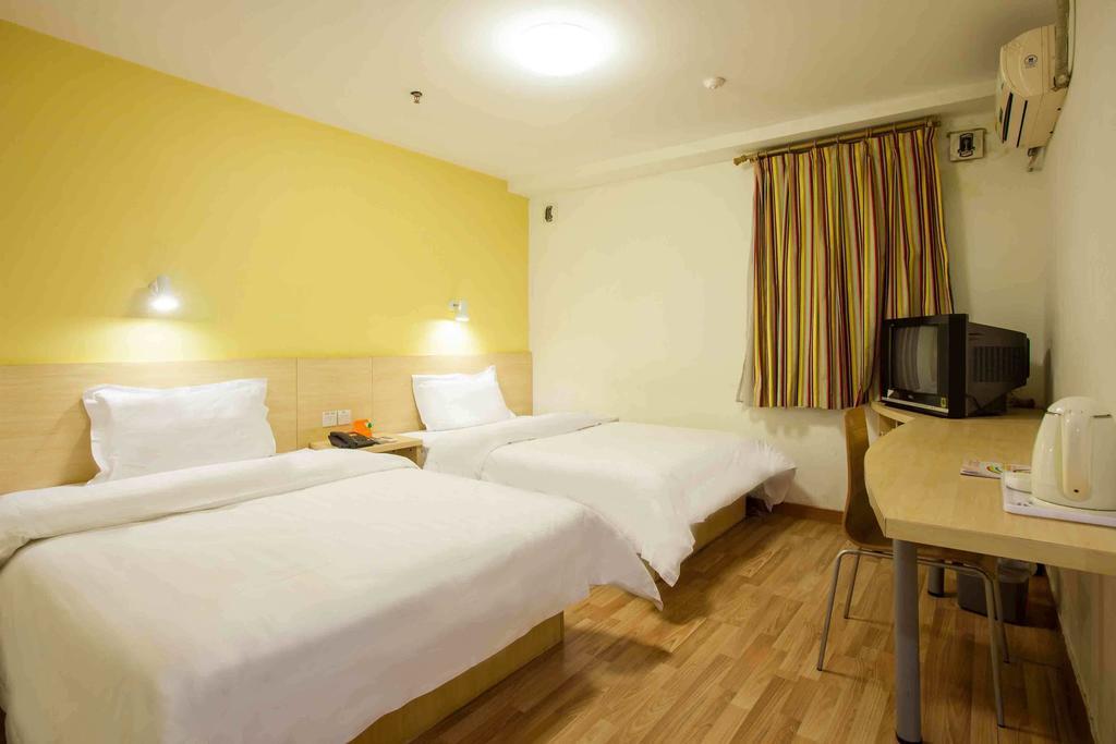 7Days Inn Chongqing Shapingba Pedestrian Street Стая снимка
